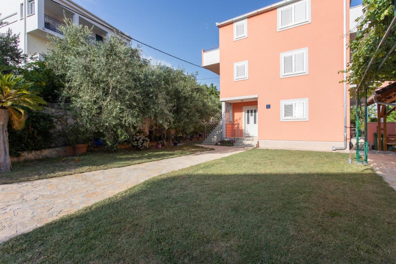 Apartments Katarina Kaštela Buitenkant foto